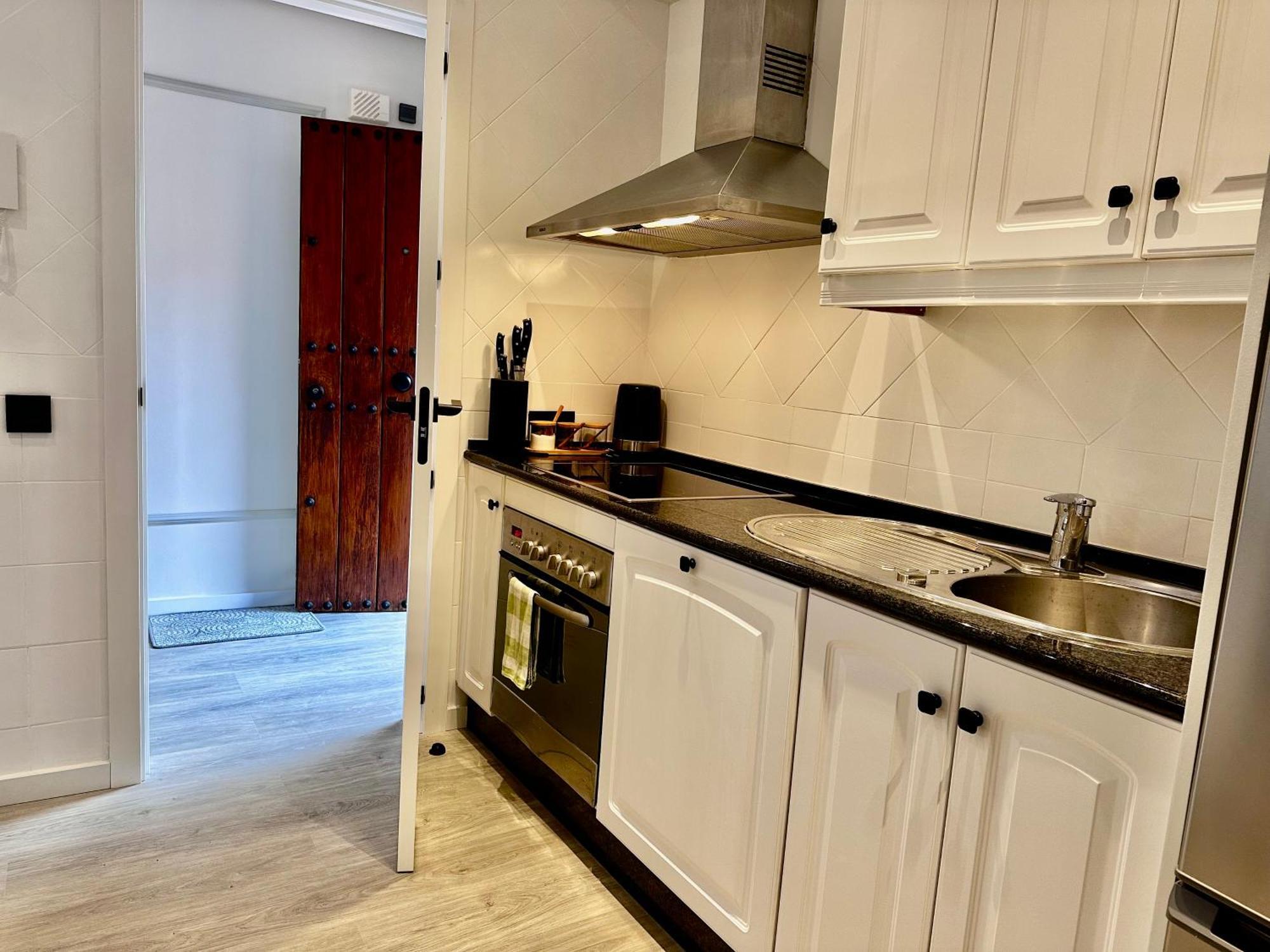 Lovely Elviria Apartment 200M From The Beach Marbella Eksteriør billede